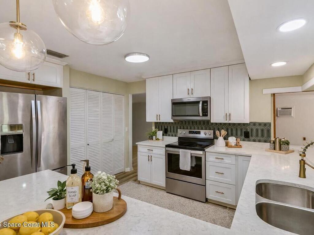 1275 Troon Way, Rockledge, FL 32955