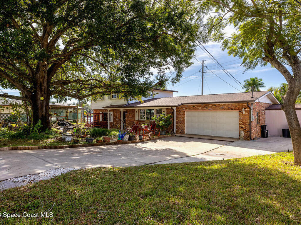 1210 Sun Circle, Melbourne, FL 32935