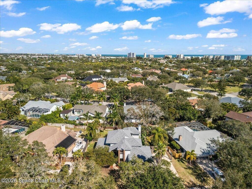 594 Hummingbird Drive, Indialantic, FL 32903