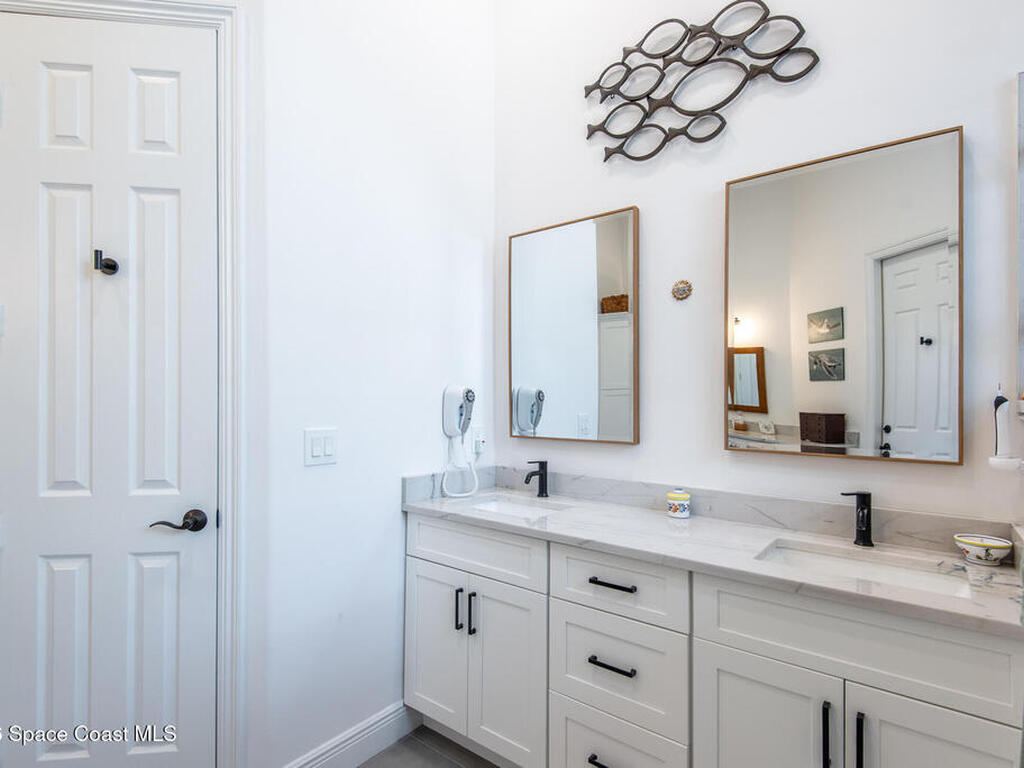 5115 Saint Philips Island Lane, Vero Beach, FL 32967