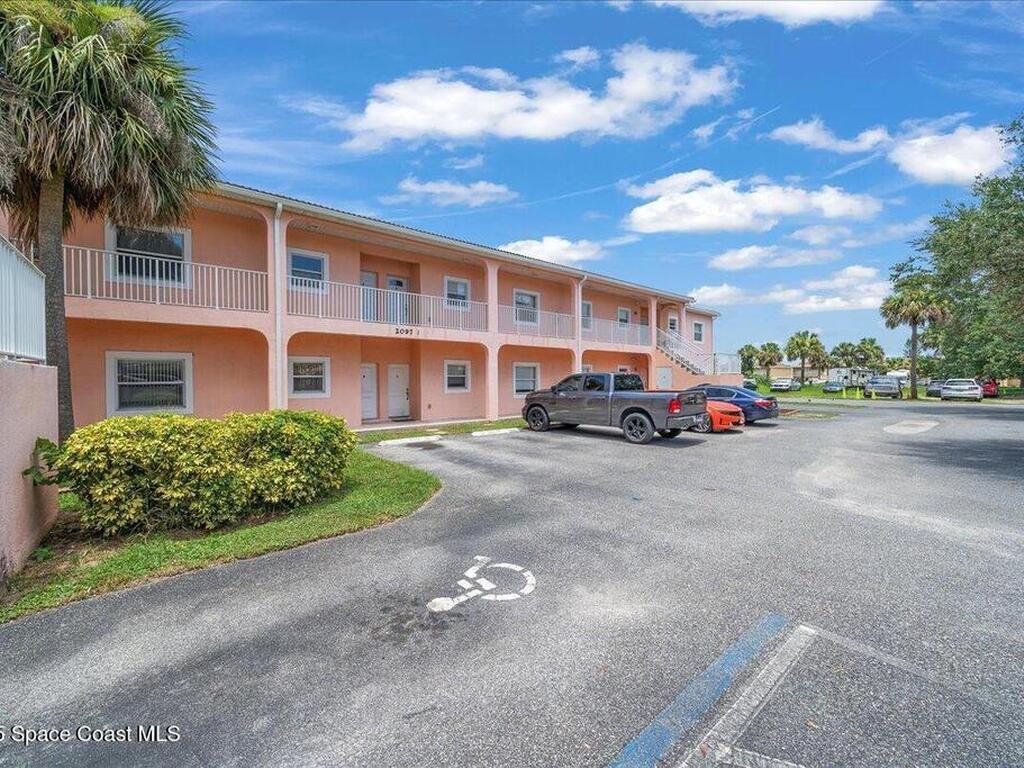 2097 Hidden Grove Lane, Merritt Island, FL 32953