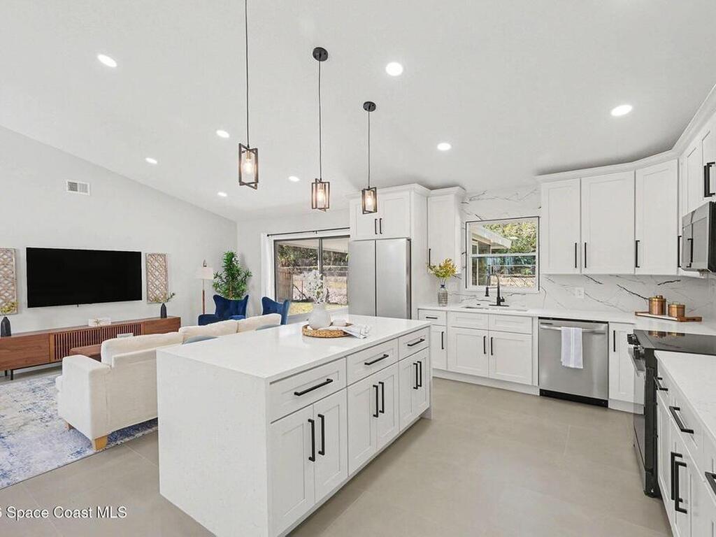 3470 Floral Palm Boulevard, Melbourne, FL 32901