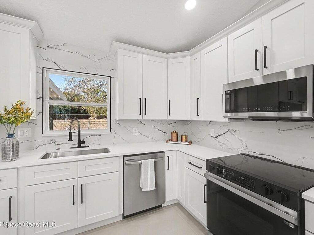 3470 Floral Palm Boulevard, Melbourne, FL 32901