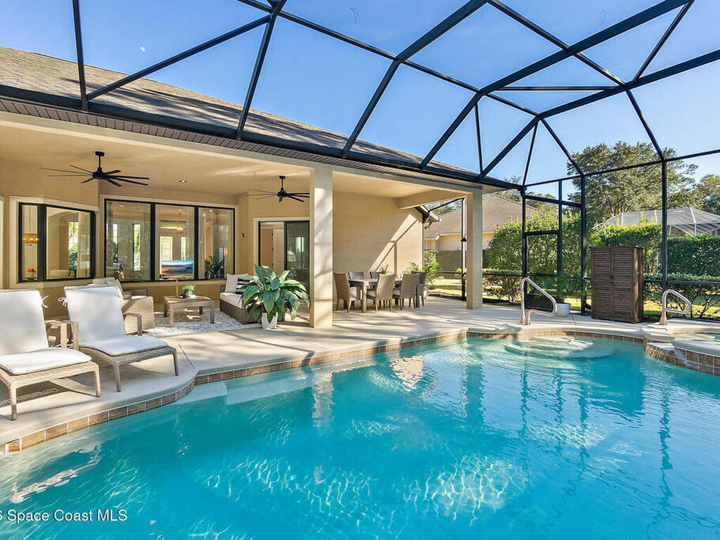 933 Stone Lake Drive, Ormond Beach, FL 32174