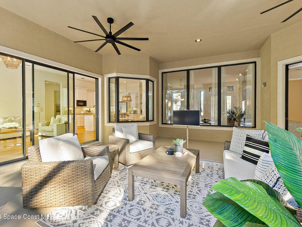 933 Stone Lake Drive, Ormond Beach, FL 32174