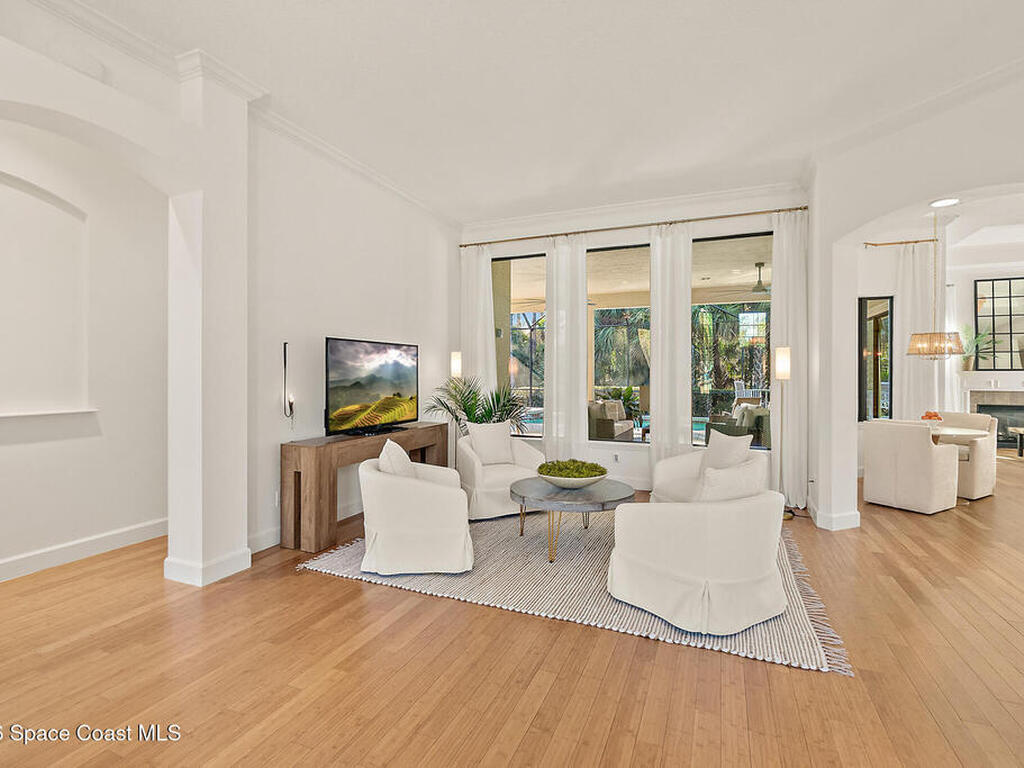 933 Stone Lake Drive, Ormond Beach, FL 32174