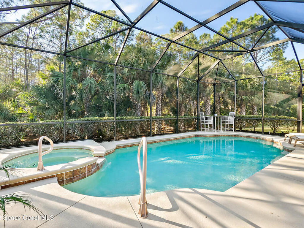 933 Stone Lake Drive, Ormond Beach, FL 32174