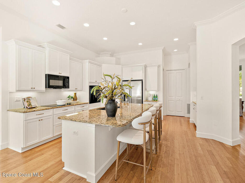 933 Stone Lake Drive, Ormond Beach, FL 32174