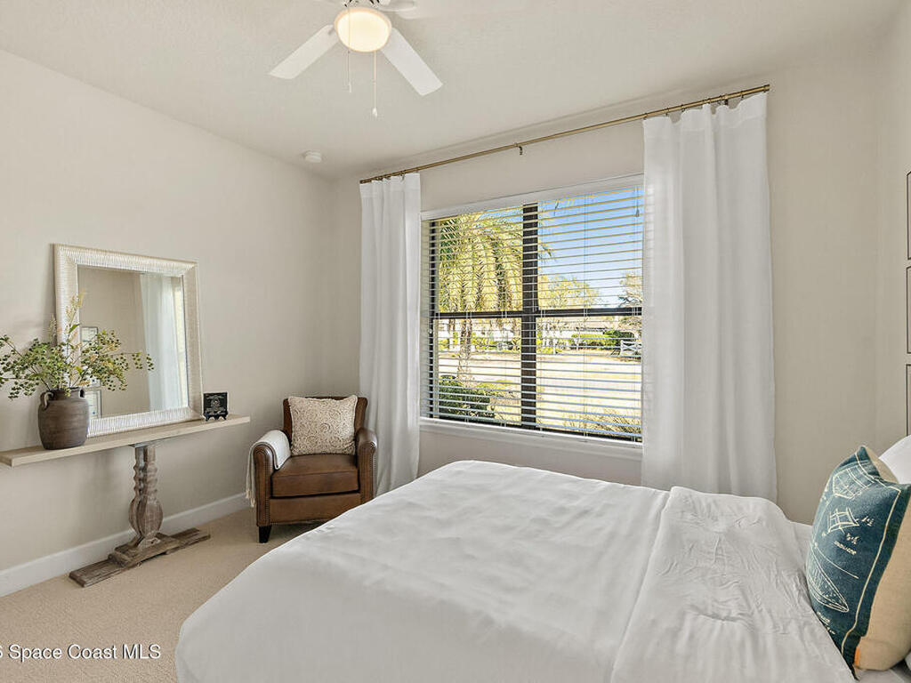 933 Stone Lake Drive, Ormond Beach, FL 32174