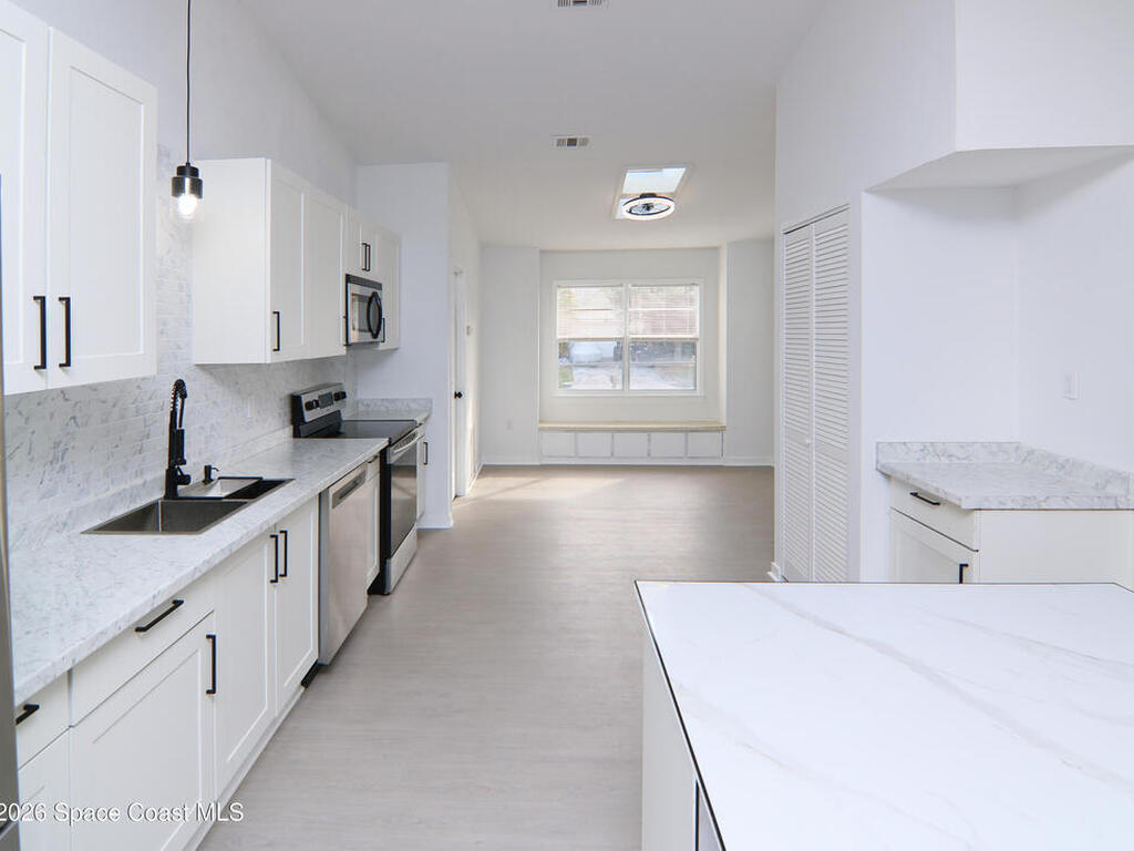 711 Kempten Street, Palm Bay, FL 32907