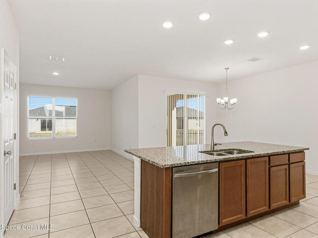 531 Olivia Street, Palm Bay, FL 32908