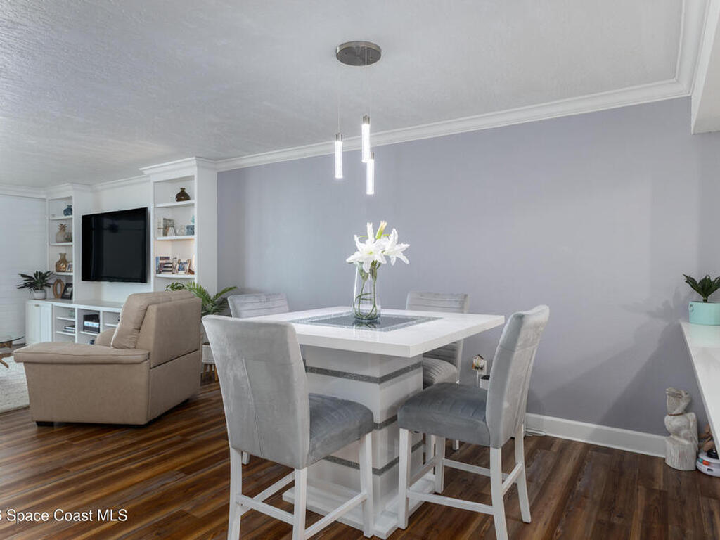 2815 S Atlantic Avenue, Cocoa Beach, FL 32931