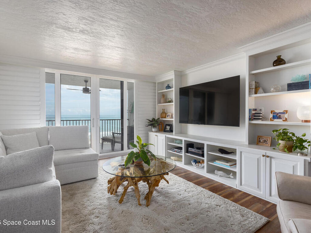 2815 S Atlantic Avenue, Cocoa Beach, FL 32931