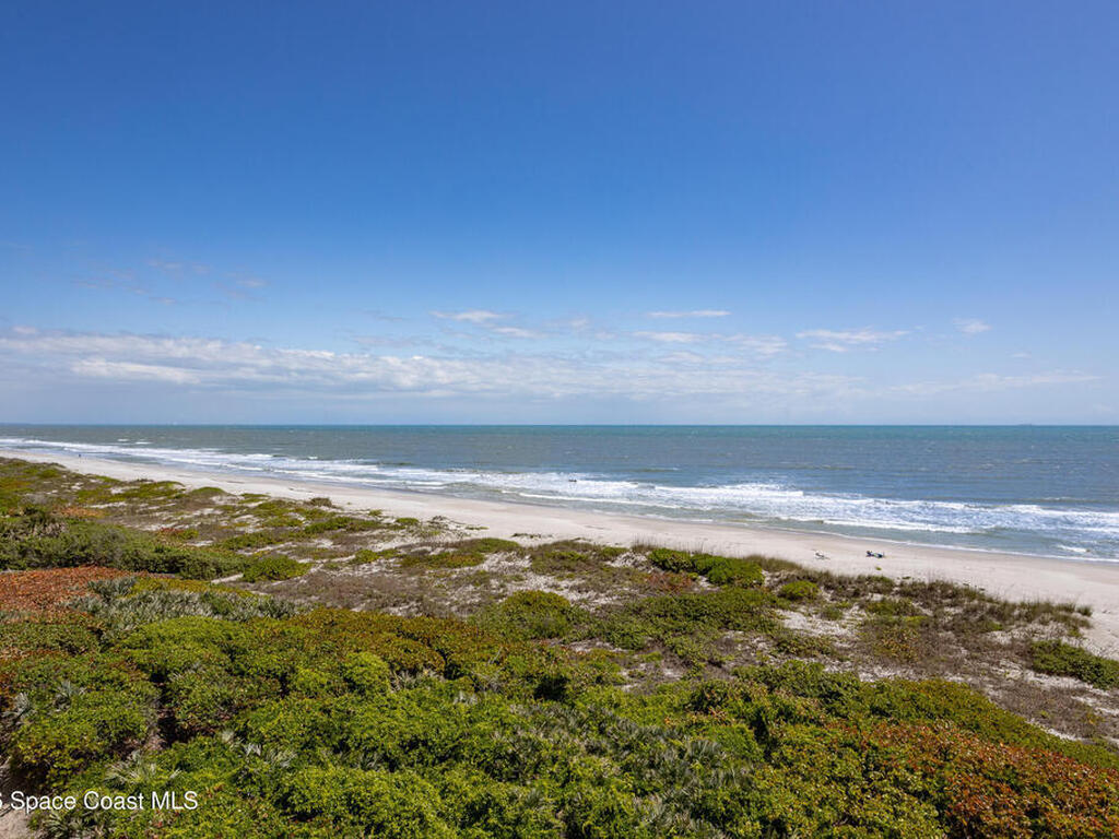 2815 S Atlantic Avenue, Cocoa Beach, FL 32931