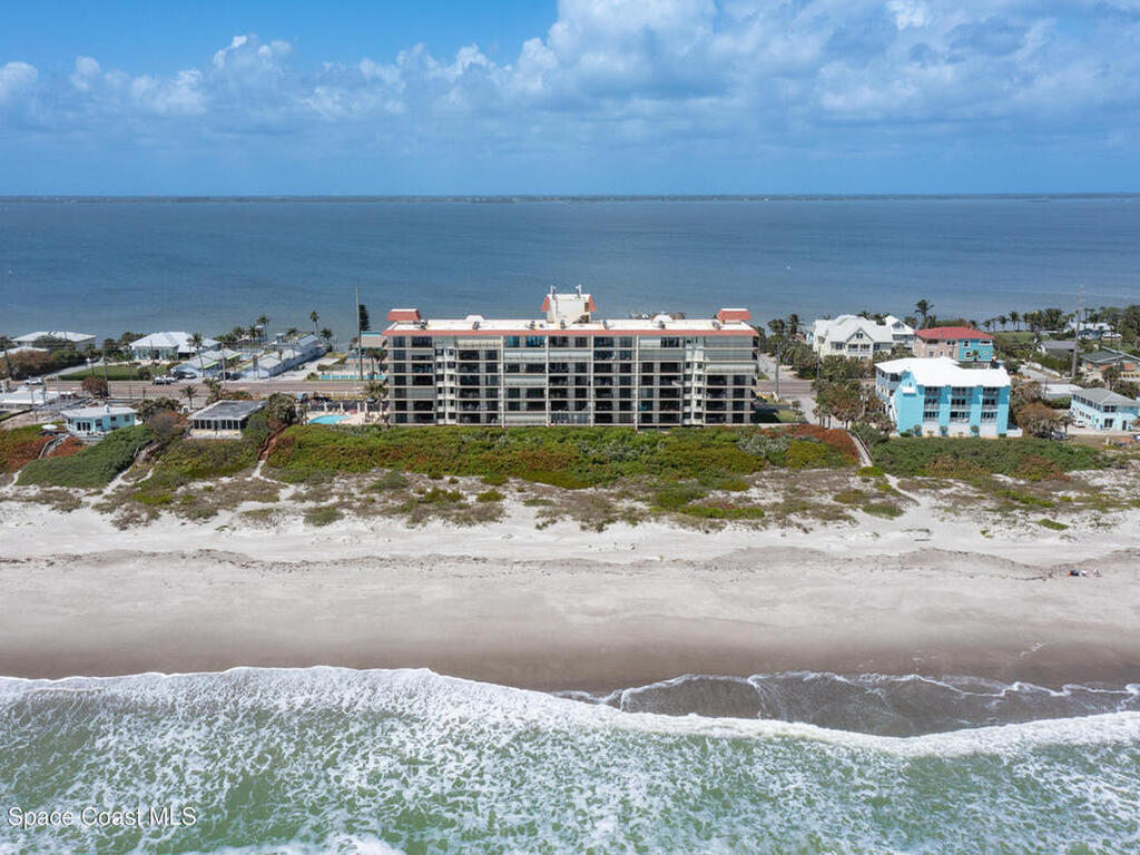 2815 S Atlantic Avenue, Cocoa Beach, FL 32931