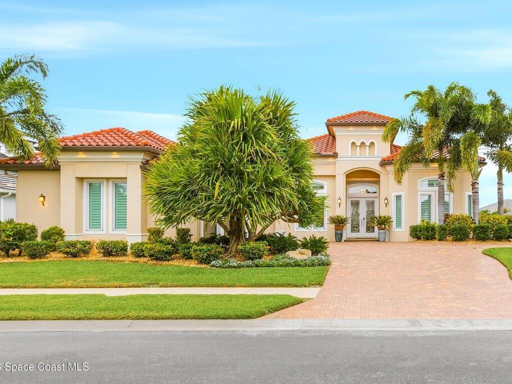 8440 Serrano Circle, Melbourne, FL 32940