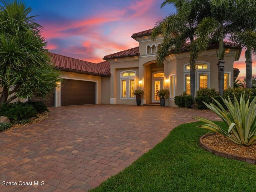 8440 Serrano Circle, Melbourne, FL 32940