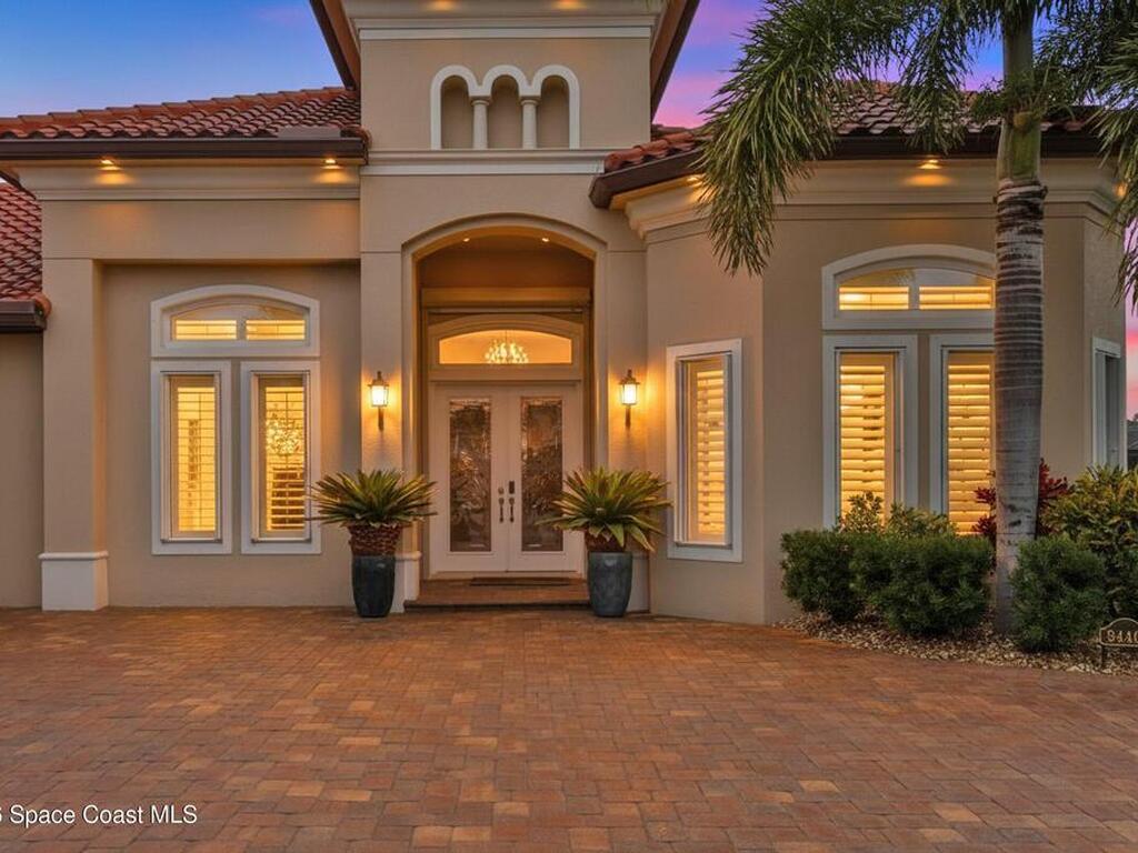 8440 Serrano Circle, Melbourne, FL 32940