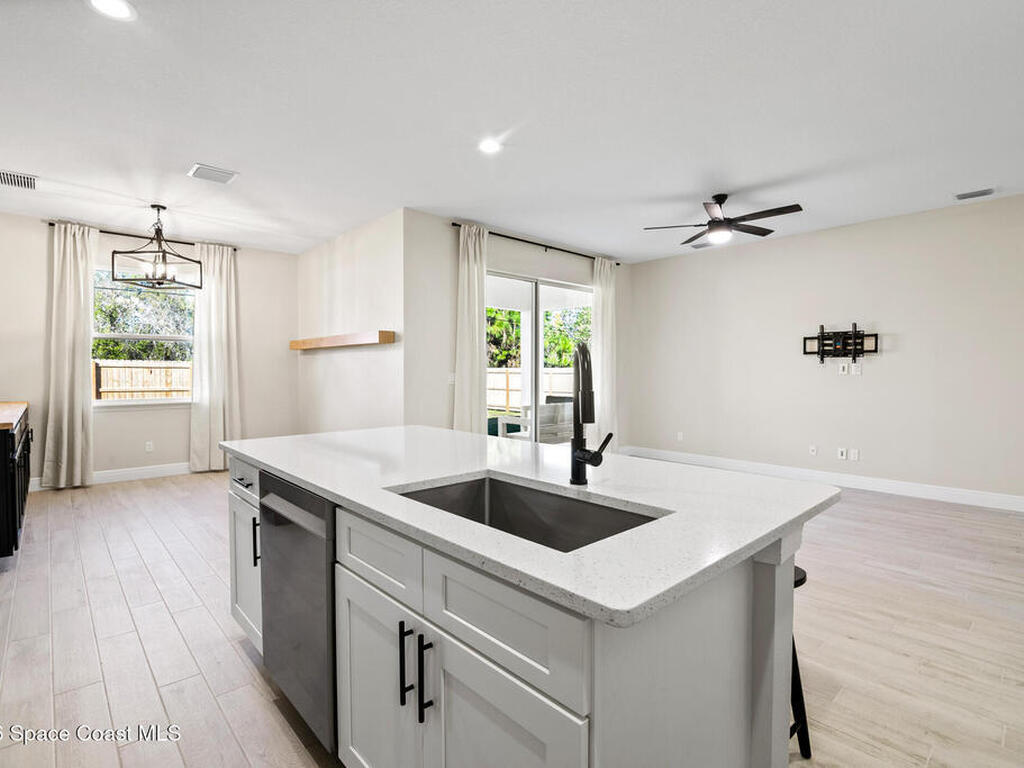 207 Bellbrook Street, Palm Bay, FL 32909