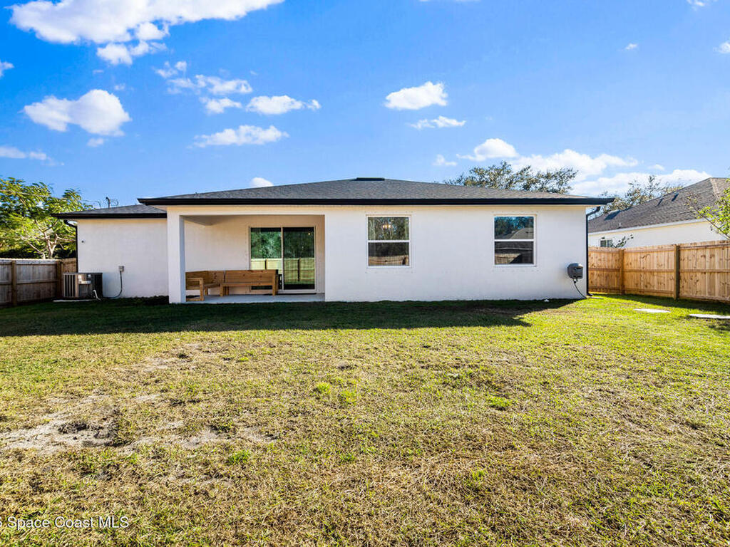 207 Bellbrook Street, Palm Bay, FL 32909