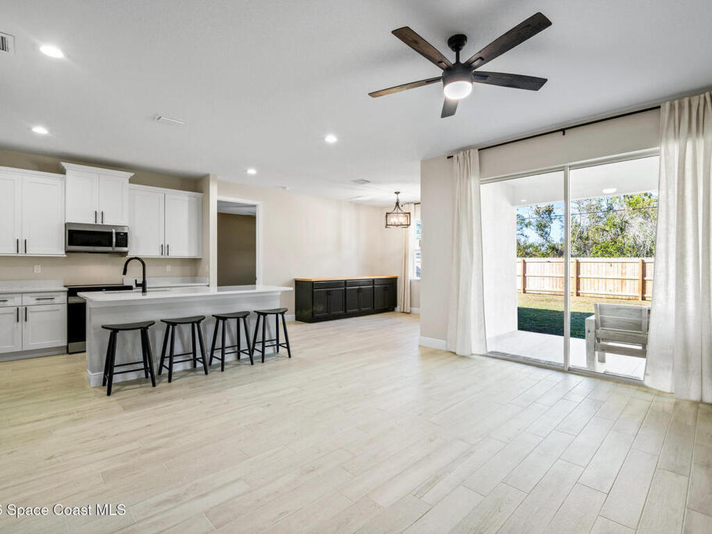 207 Bellbrook Street, Palm Bay, FL 32909