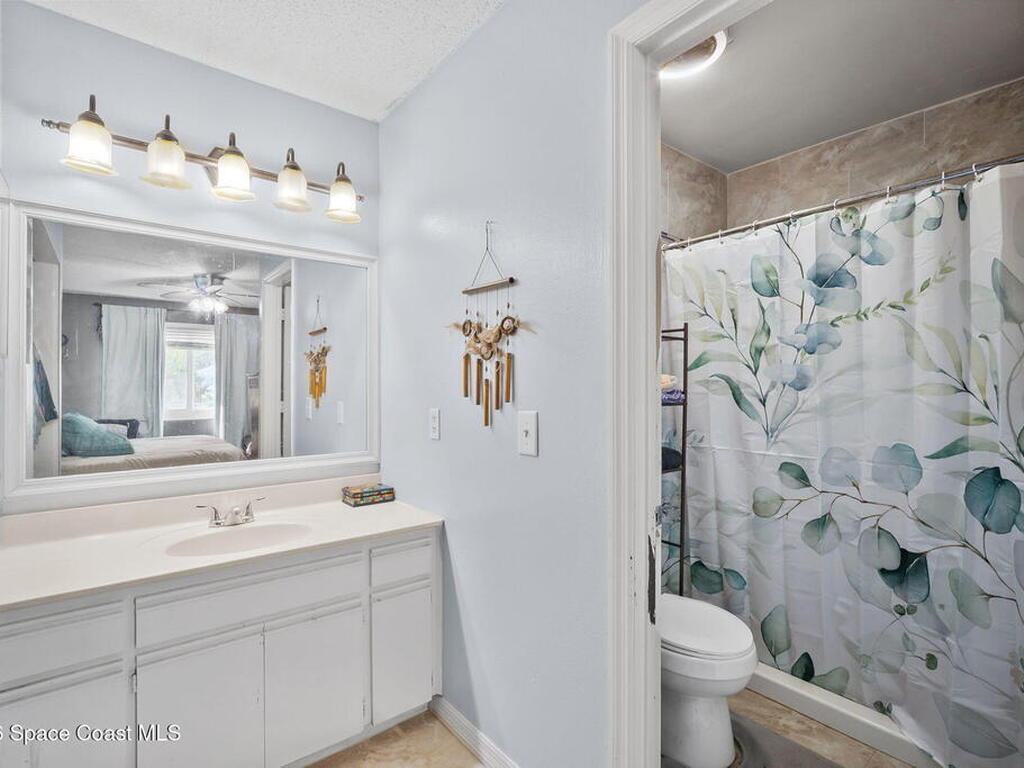 950 Barbados Avenue, Palm Bay, FL 32909