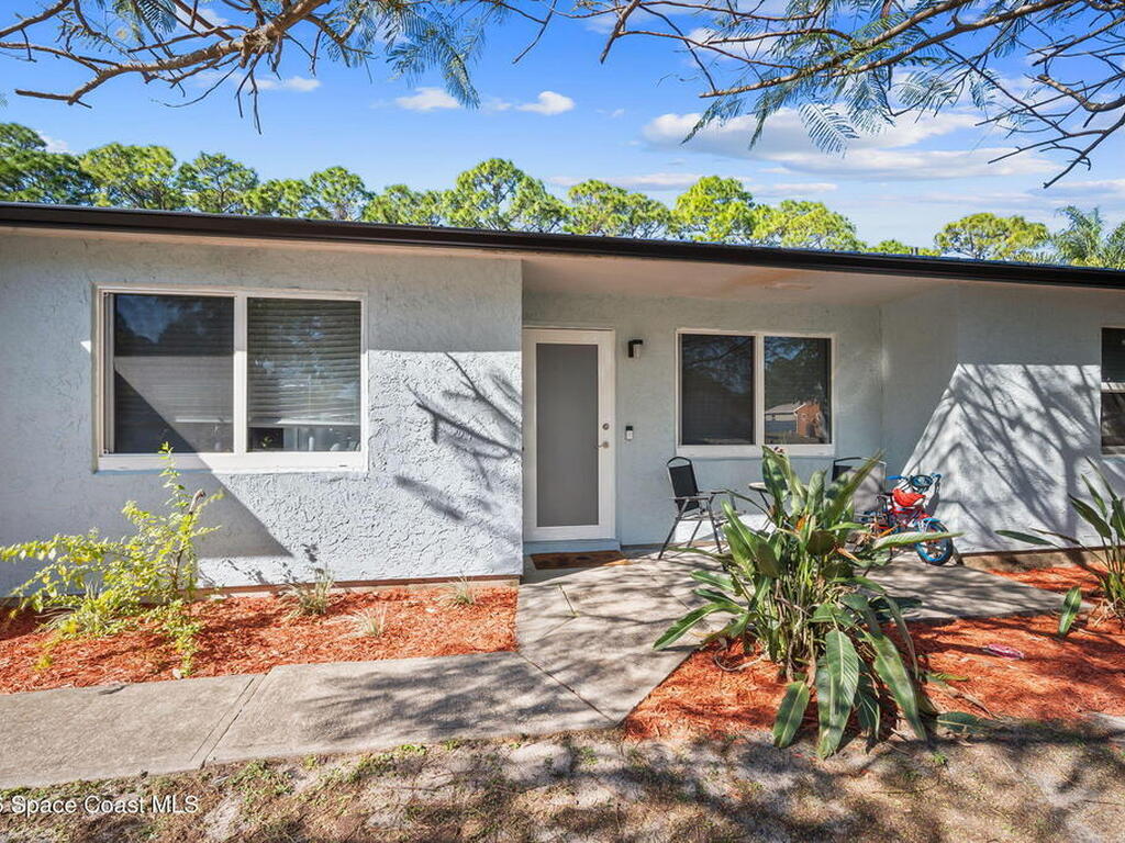 950 Barbados Avenue, Palm Bay, FL 32909