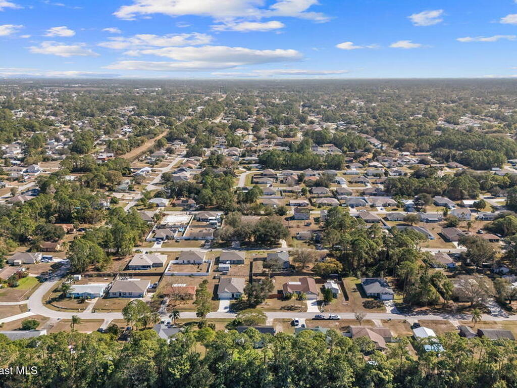 950 Barbados Avenue, Palm Bay, FL 32909