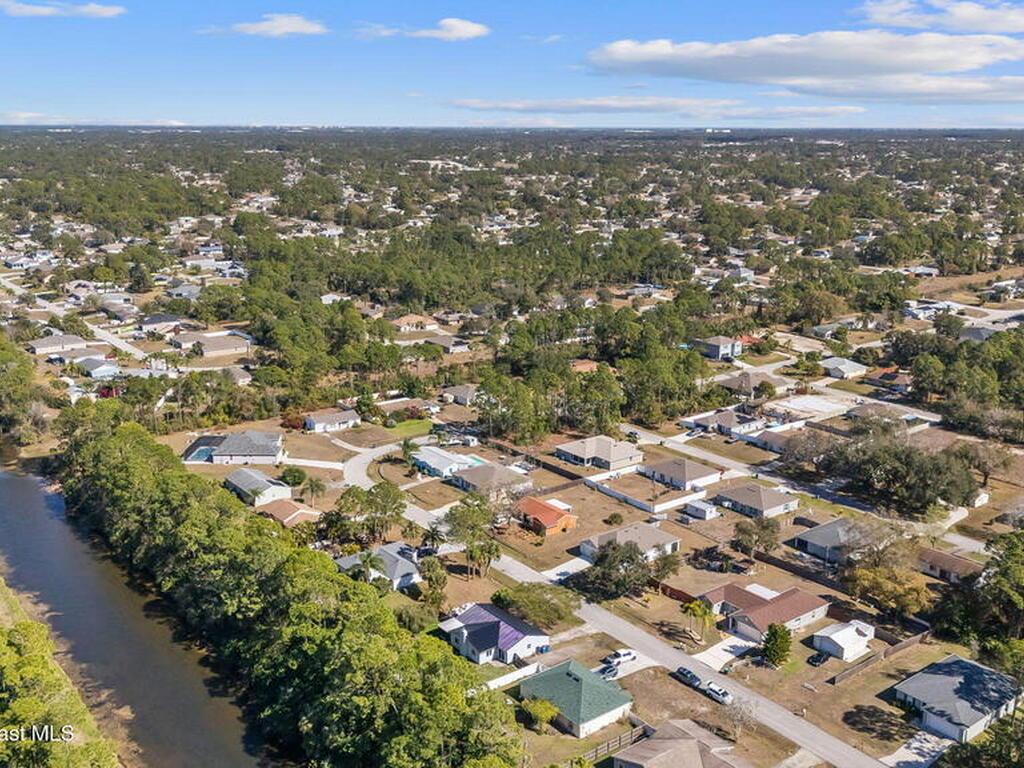 950 Barbados Avenue, Palm Bay, FL 32909