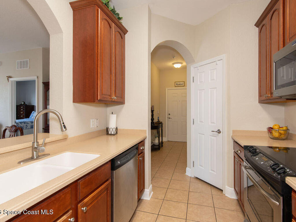 1576 Peregrine Circle, Rockledge, FL 32955