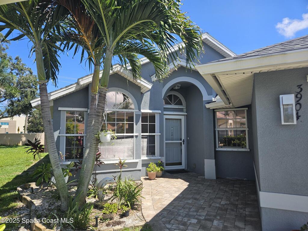 3904 Saint Armens Circle, Melbourne, FL 32934