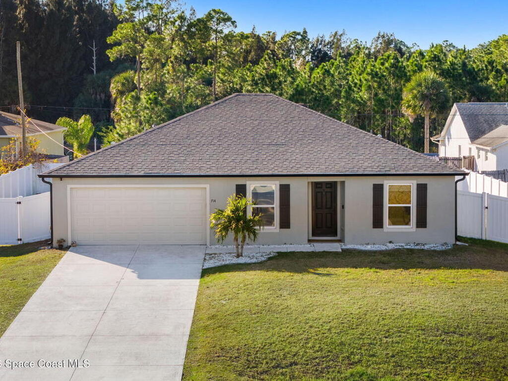714 Daysland Avenue, Palm Bay, FL 32908