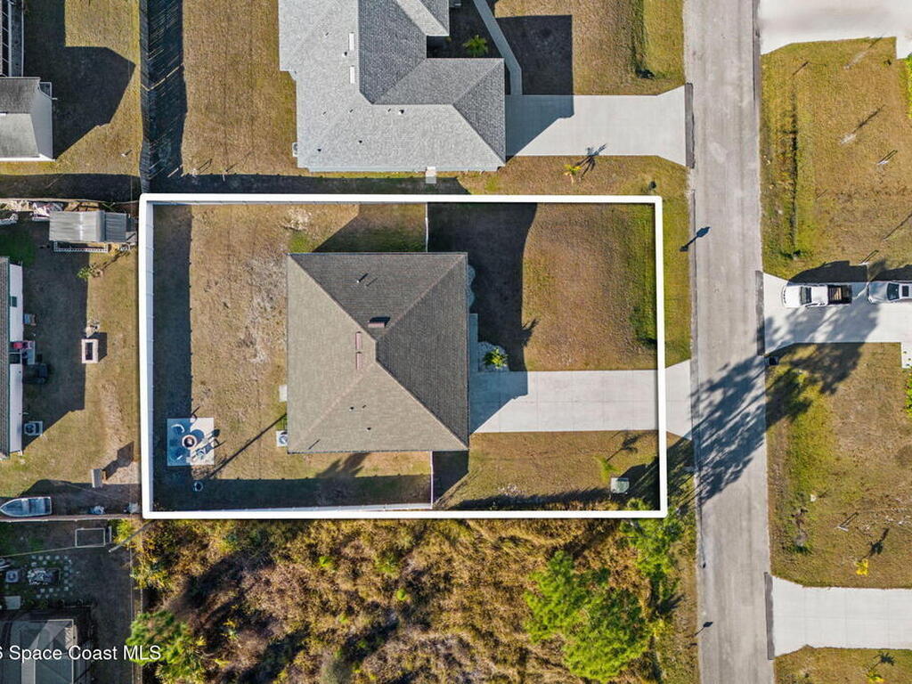 714 Daysland Avenue, Palm Bay, FL 32908