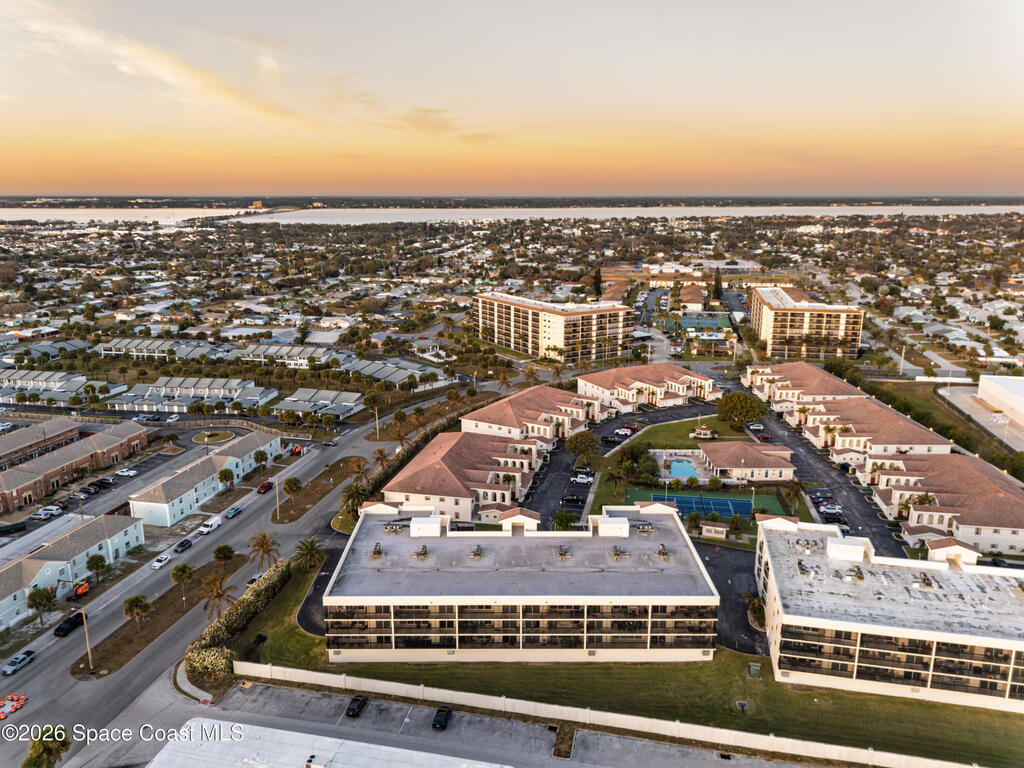 121 Lancha Circle, Satellite Beach, FL 32937