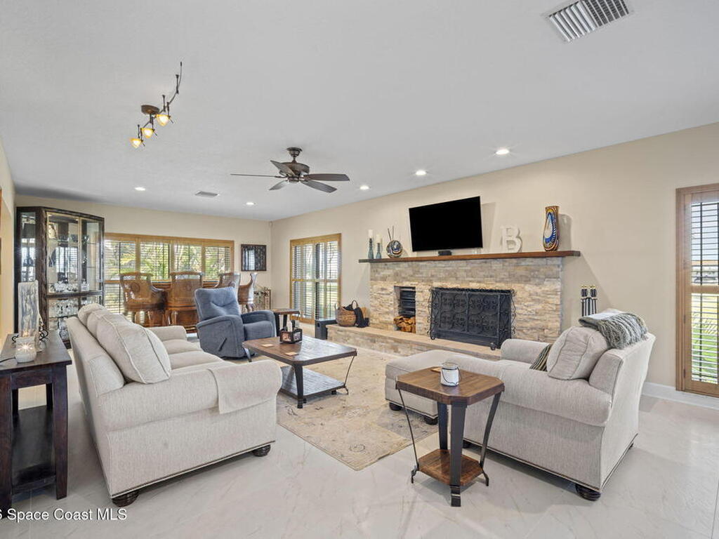 2133 Rockledge Drive, Rockledge, FL 32955