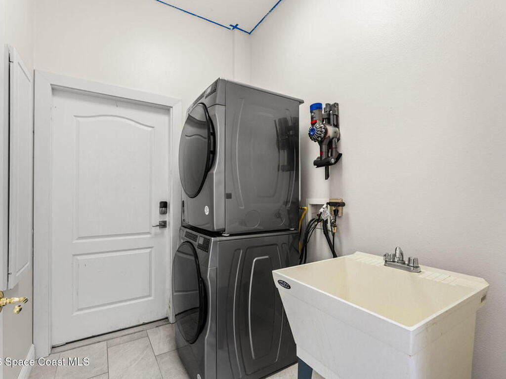 2189 Pineapple Avenue, Melbourne, FL 32935