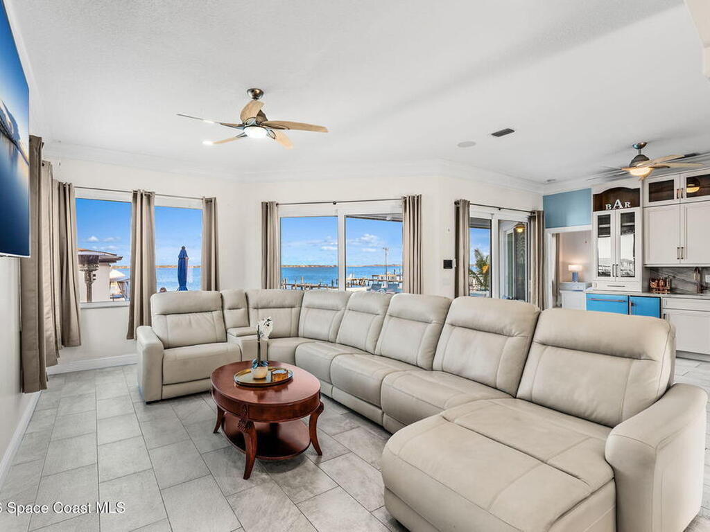 2189 Pineapple Avenue, Melbourne, FL 32935