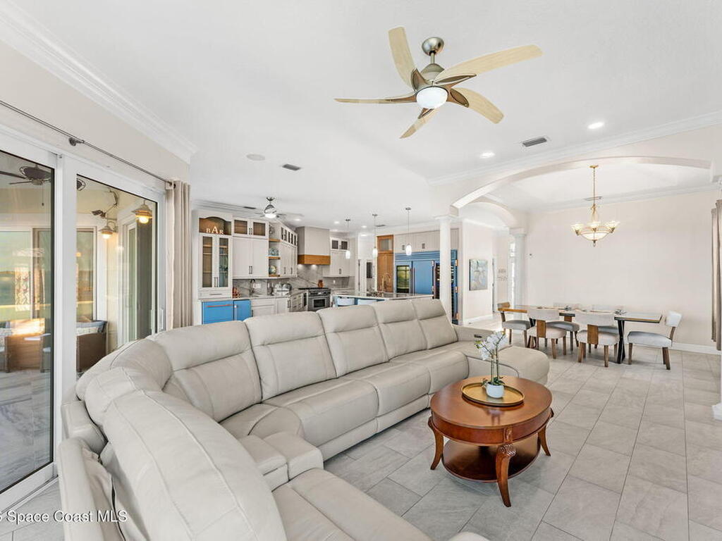 2189 Pineapple Avenue, Melbourne, FL 32935