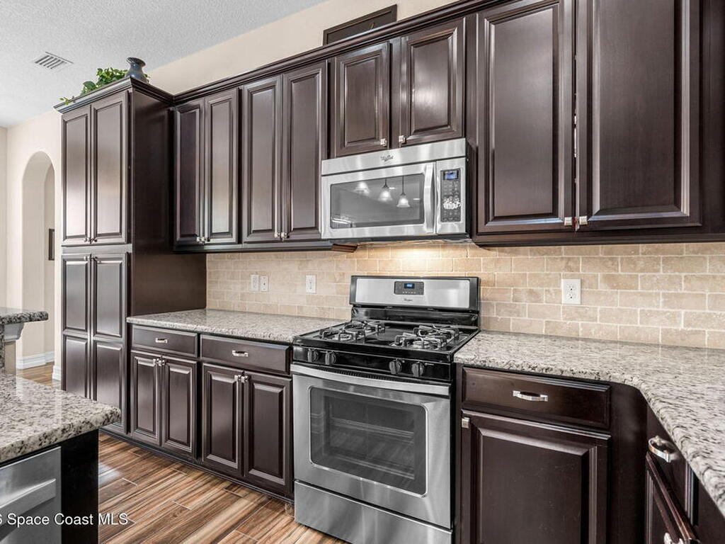 7045 Primavera Lane, Melbourne, FL 32940