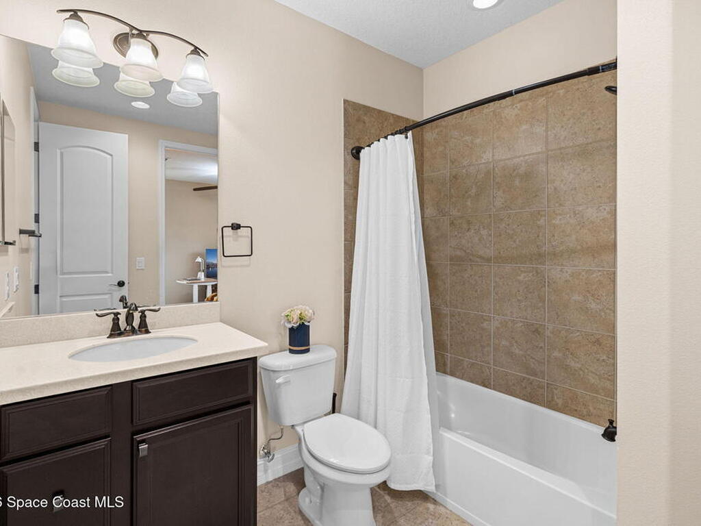 7045 Primavera Lane, Melbourne, FL 32940