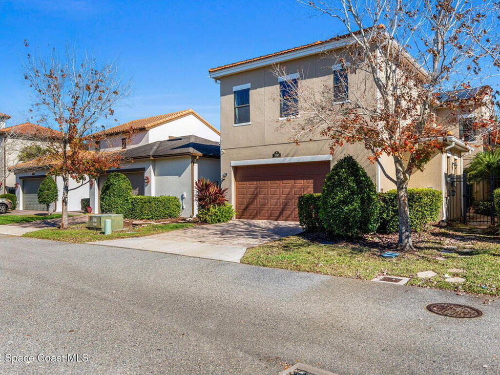 7045 Primavera Lane, Melbourne, FL 32940