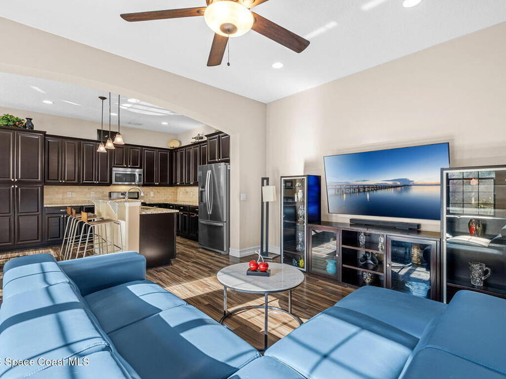 7045 Primavera Lane, Melbourne, FL 32940