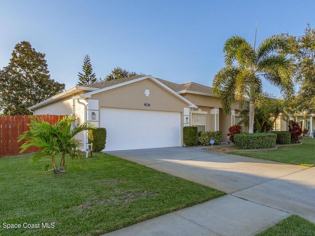 1026 Morgan Circle, Palm Bay, FL 32905