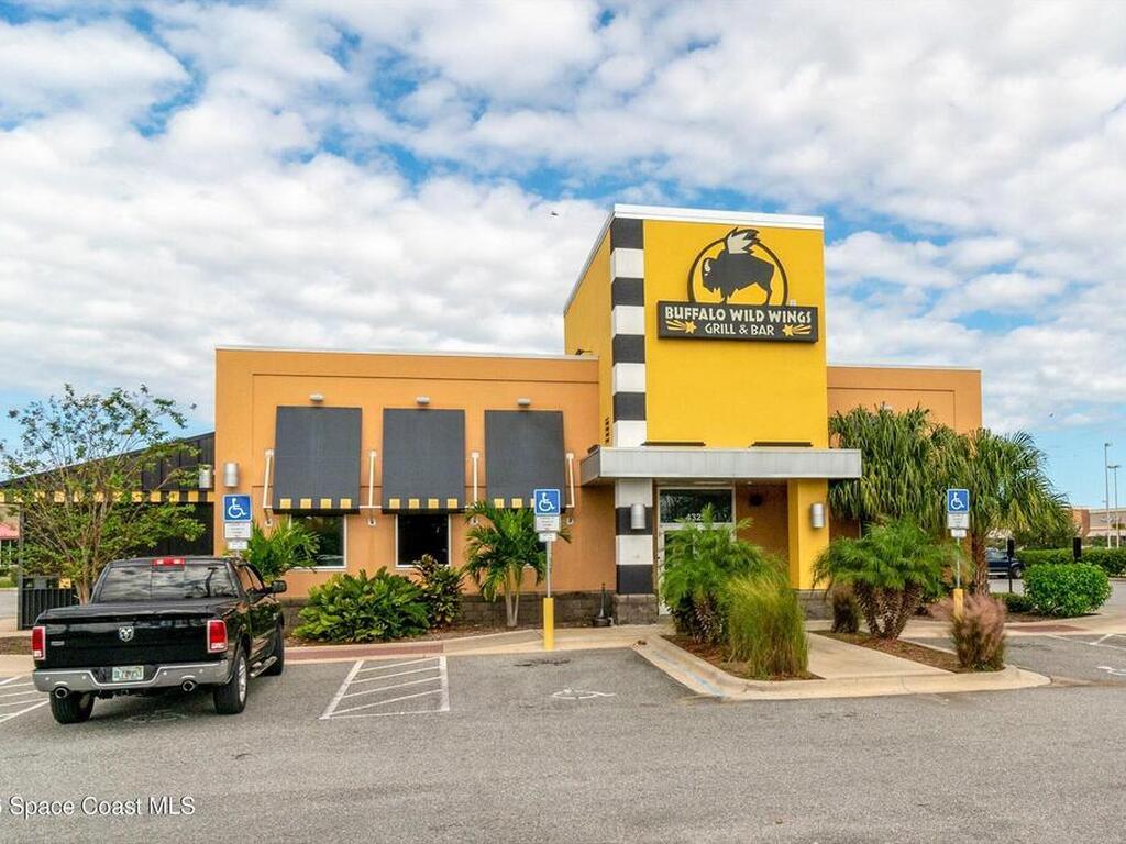 1026 Morgan Circle, Palm Bay, FL 32905