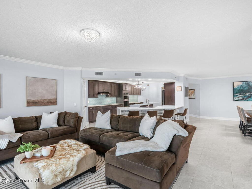 1095 Highway A1a, Satellite Beach, FL 32937