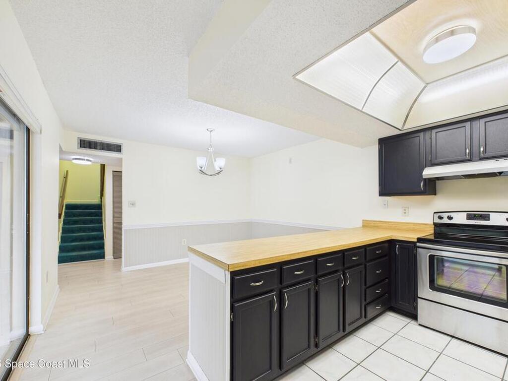 204 Country Club Drive, Melbourne, FL 32940