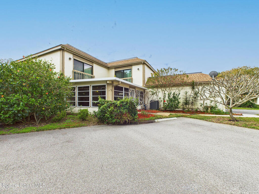 204 Country Club Drive, Melbourne, FL 32940