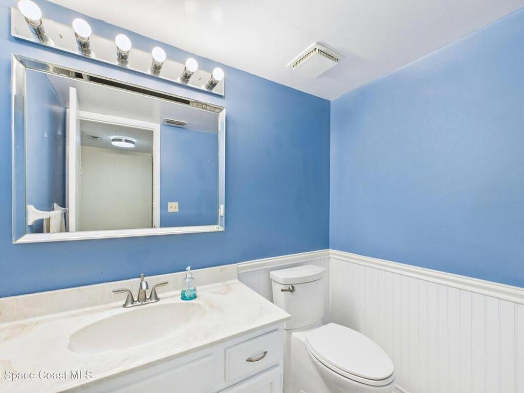 204 Country Club Drive, Melbourne, FL 32940