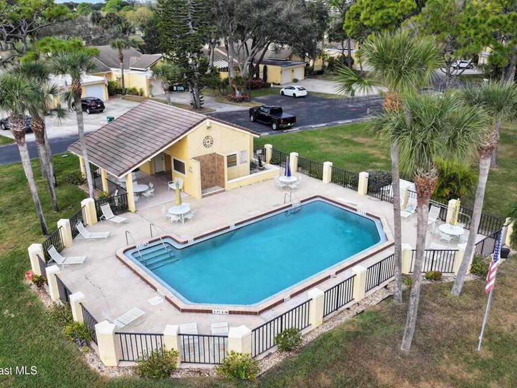 204 Country Club Drive, Melbourne, FL 32940