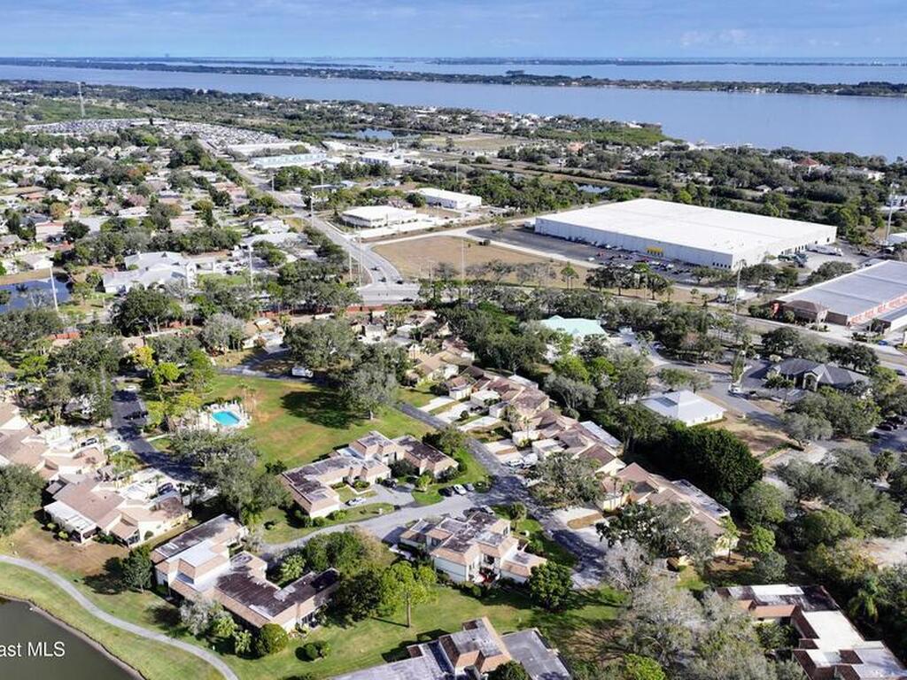 204 Country Club Drive, Melbourne, FL 32940